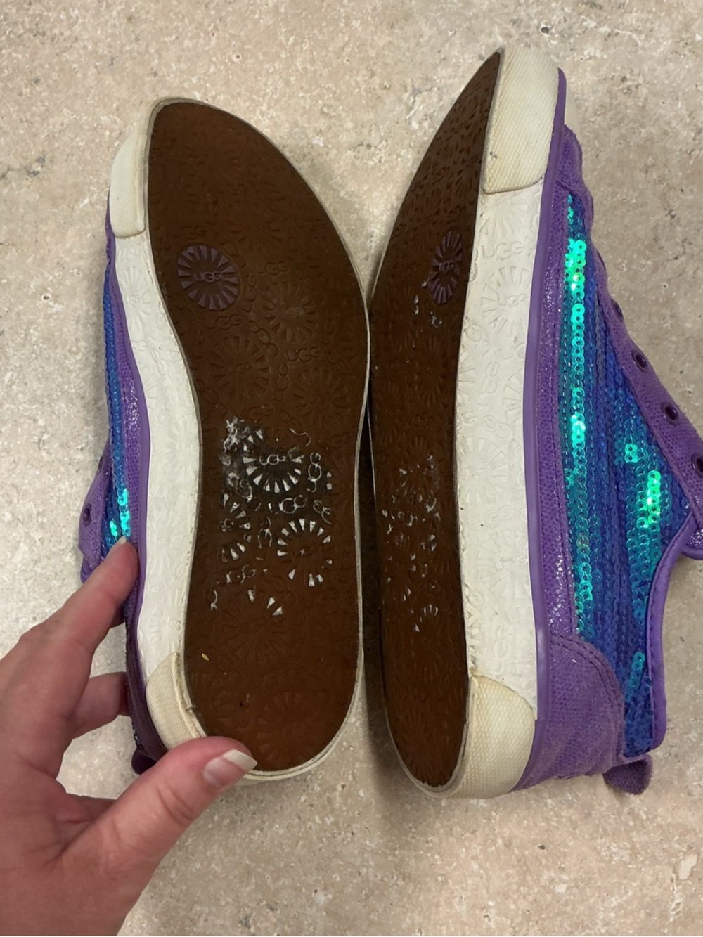 Ugg Laela Sequin Purple/ teal Mermaid Slip on Shoes size 8 Sherpa Lined - Picture 11 of 11